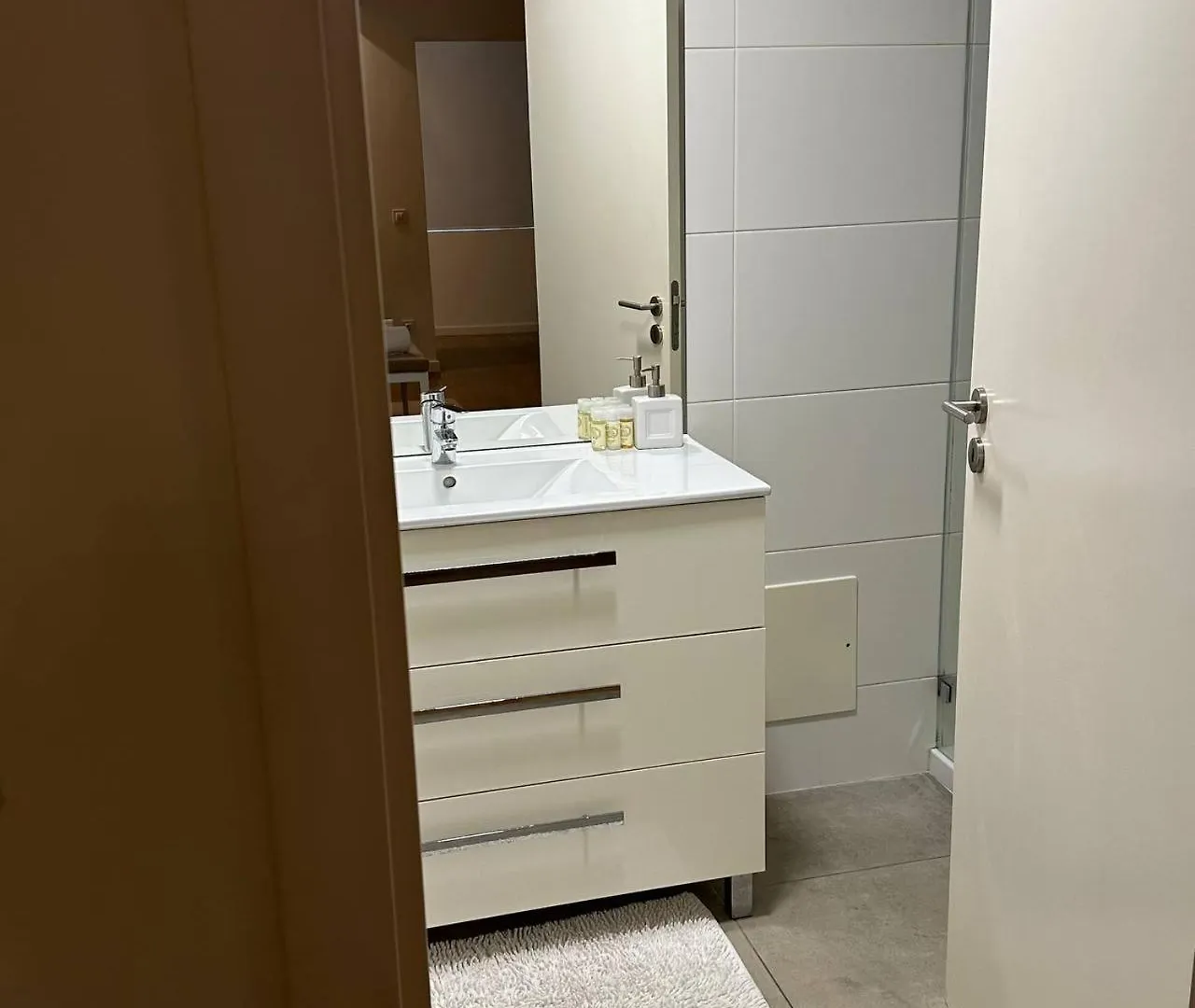Apartments Vmadeira Funchal  Guest house Funchal (Madeira)